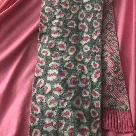 Toby & Me Scarf - Picture 3 of 5